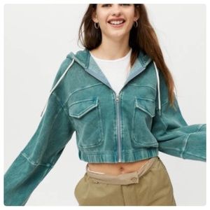 Urban Outfitters Yogi Cropped Hoodie NWT Small Teal